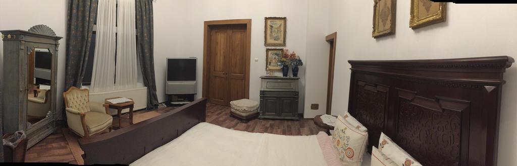 Il Piccolo Castello Busteni Room photo